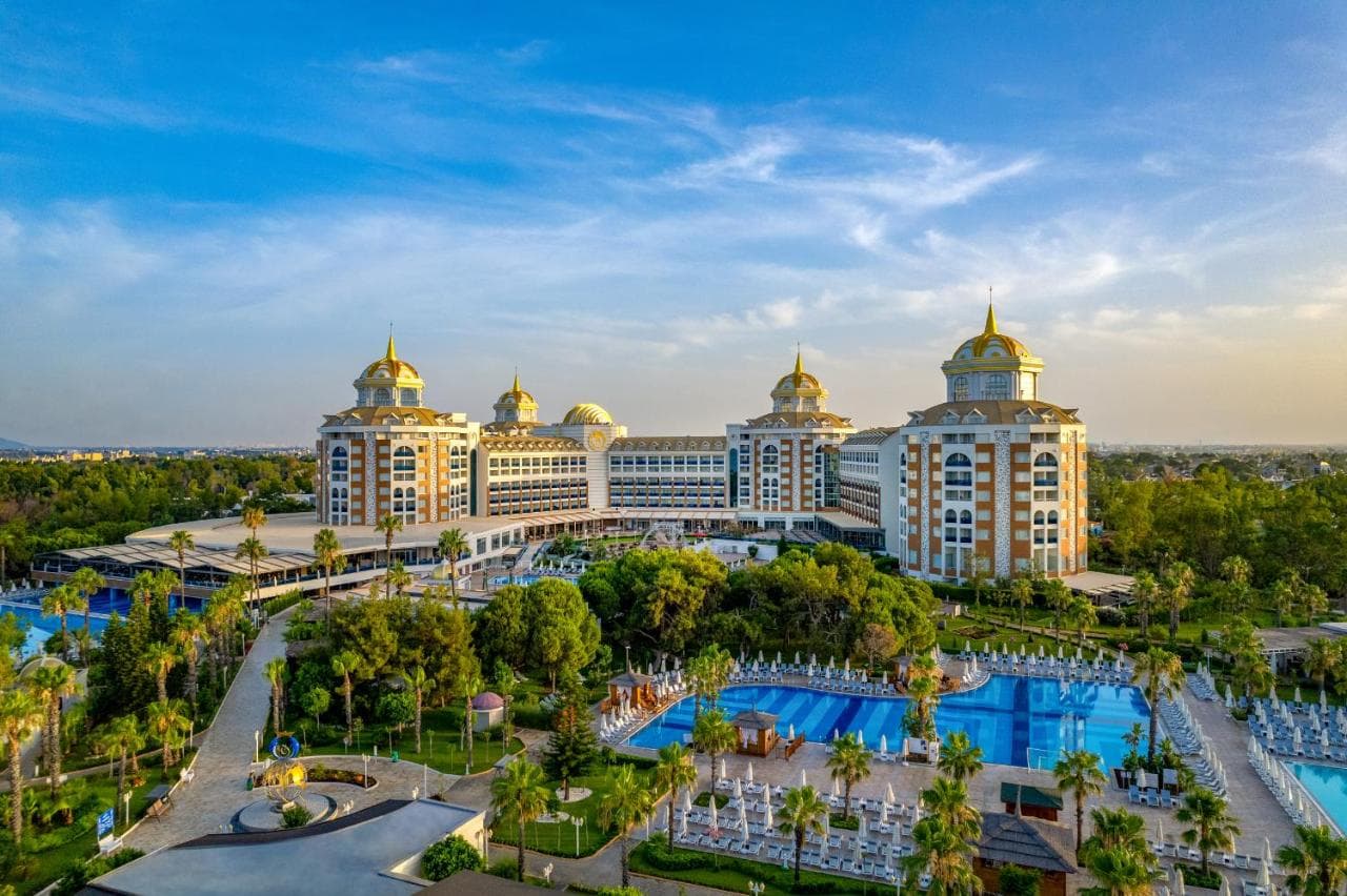 Delphin BE Grand Resort main view