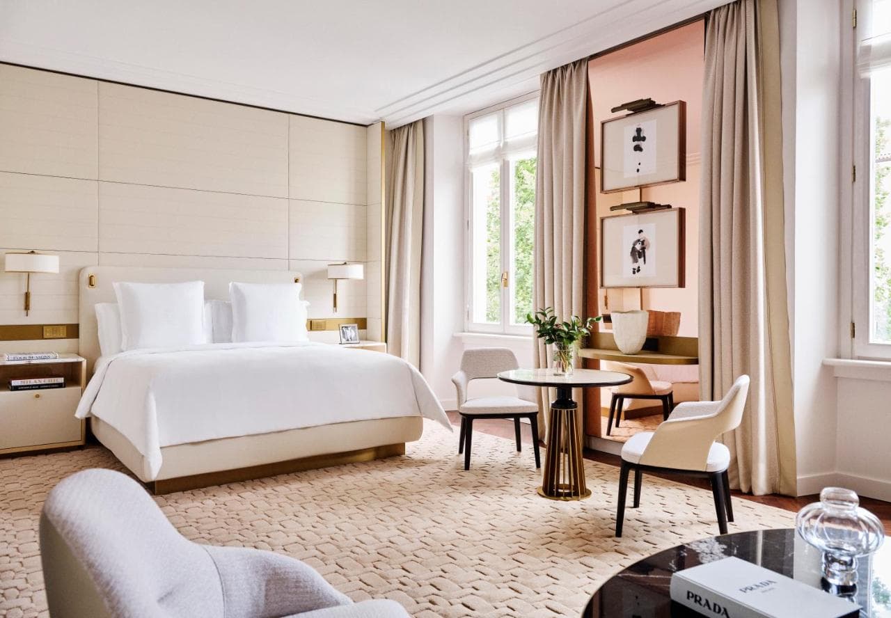 Four Seasons Hotel Milano view 2