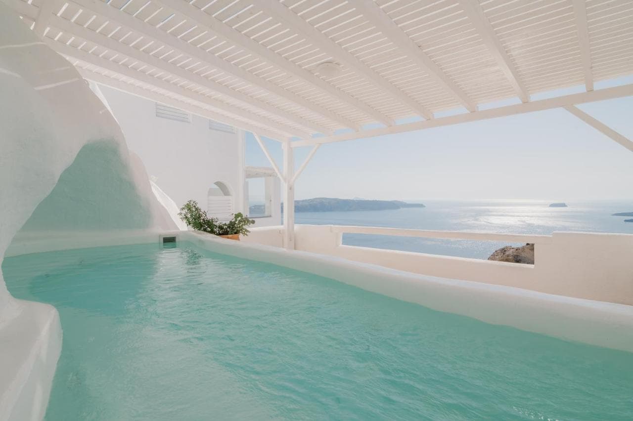 Apeiron Blue Santorini by Apeiron Hotels