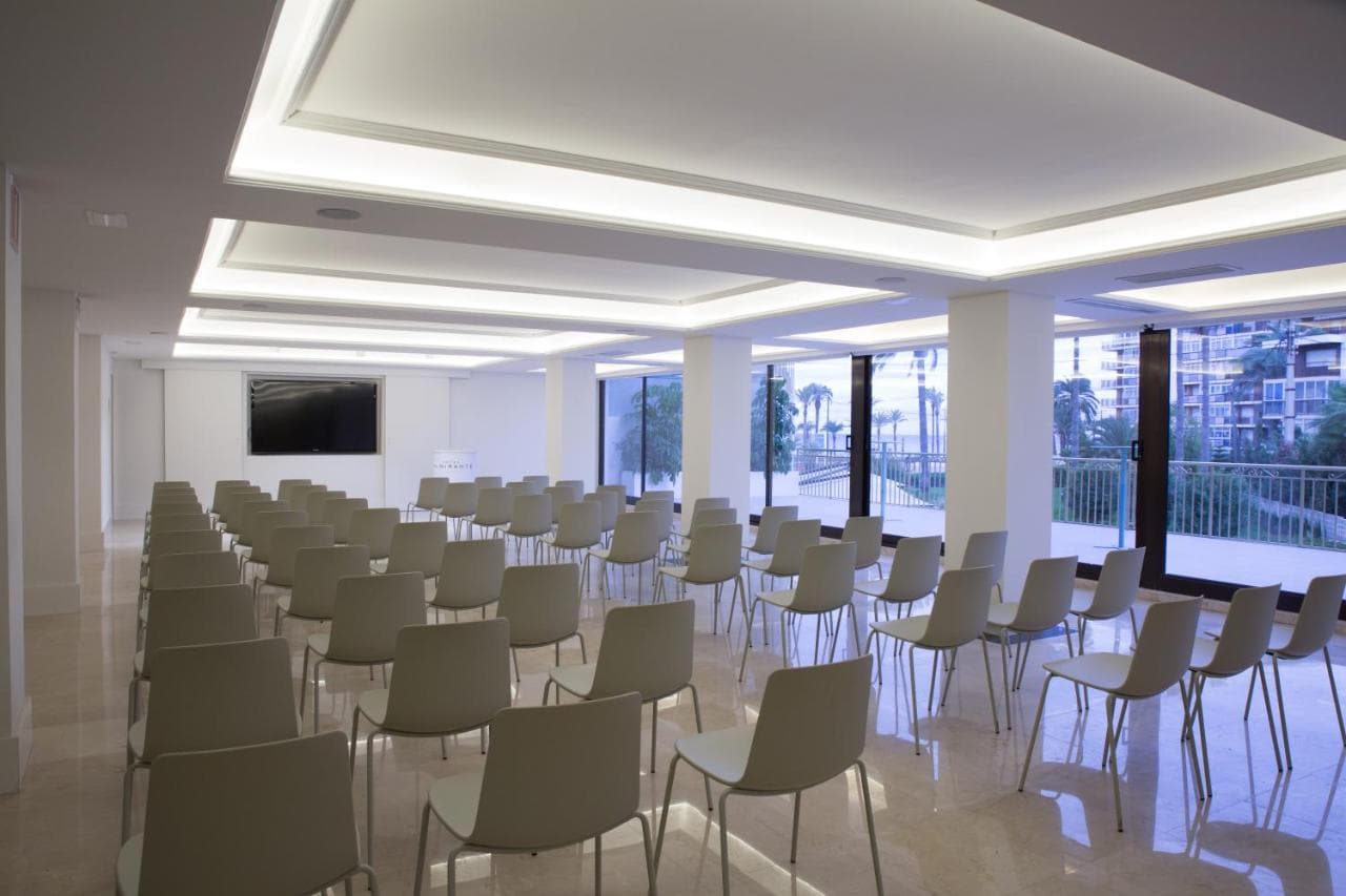 Hotel Almirante Alicante – kuva 8