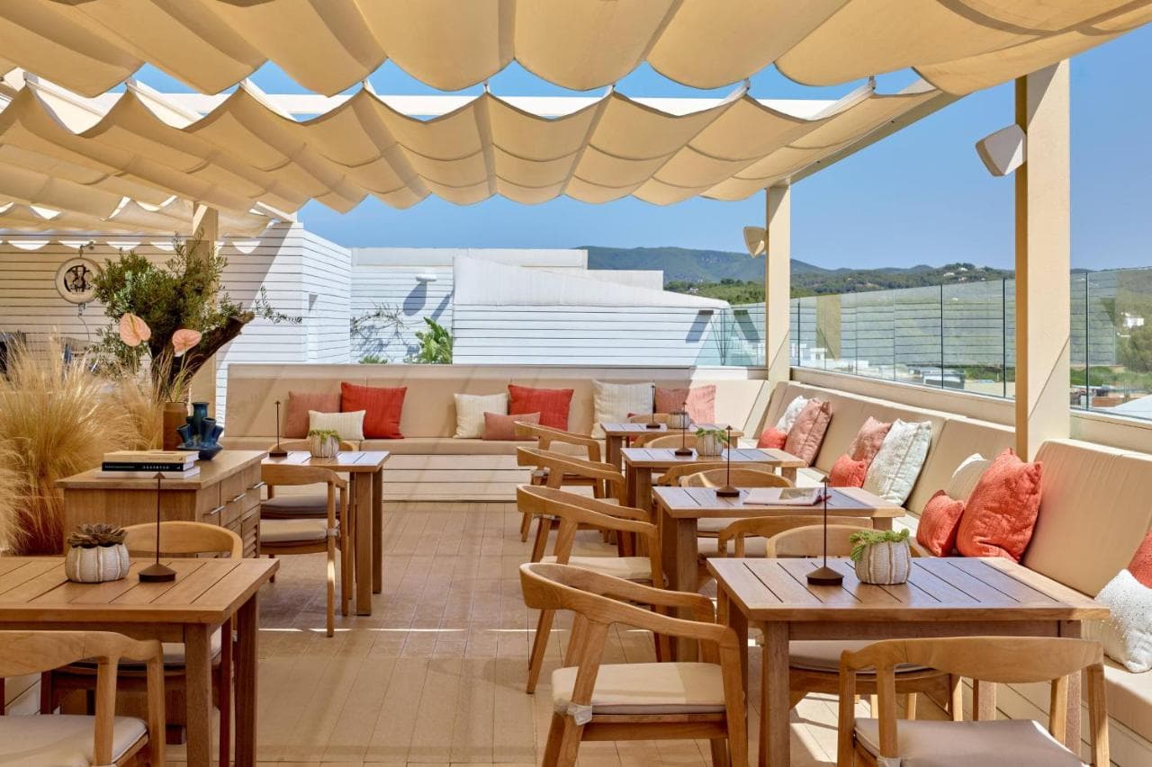 ME by Meliá Ibiza - The Leading Hotels of the World – kuva 3