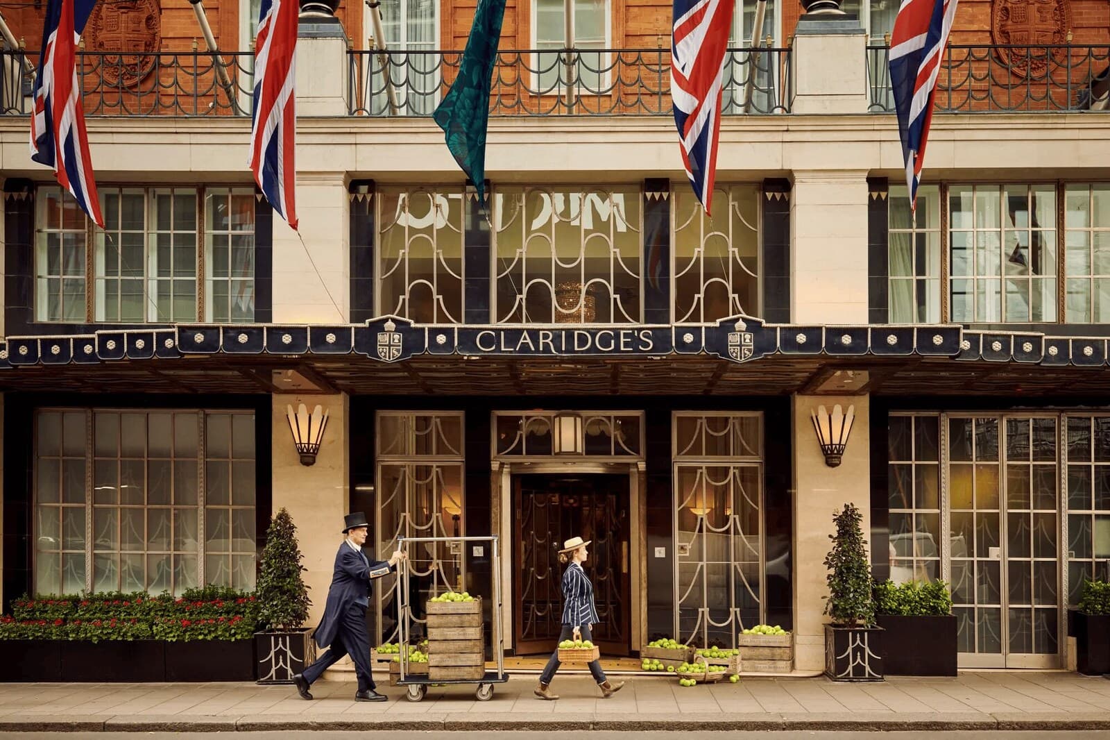 Claridge's – pääkuva