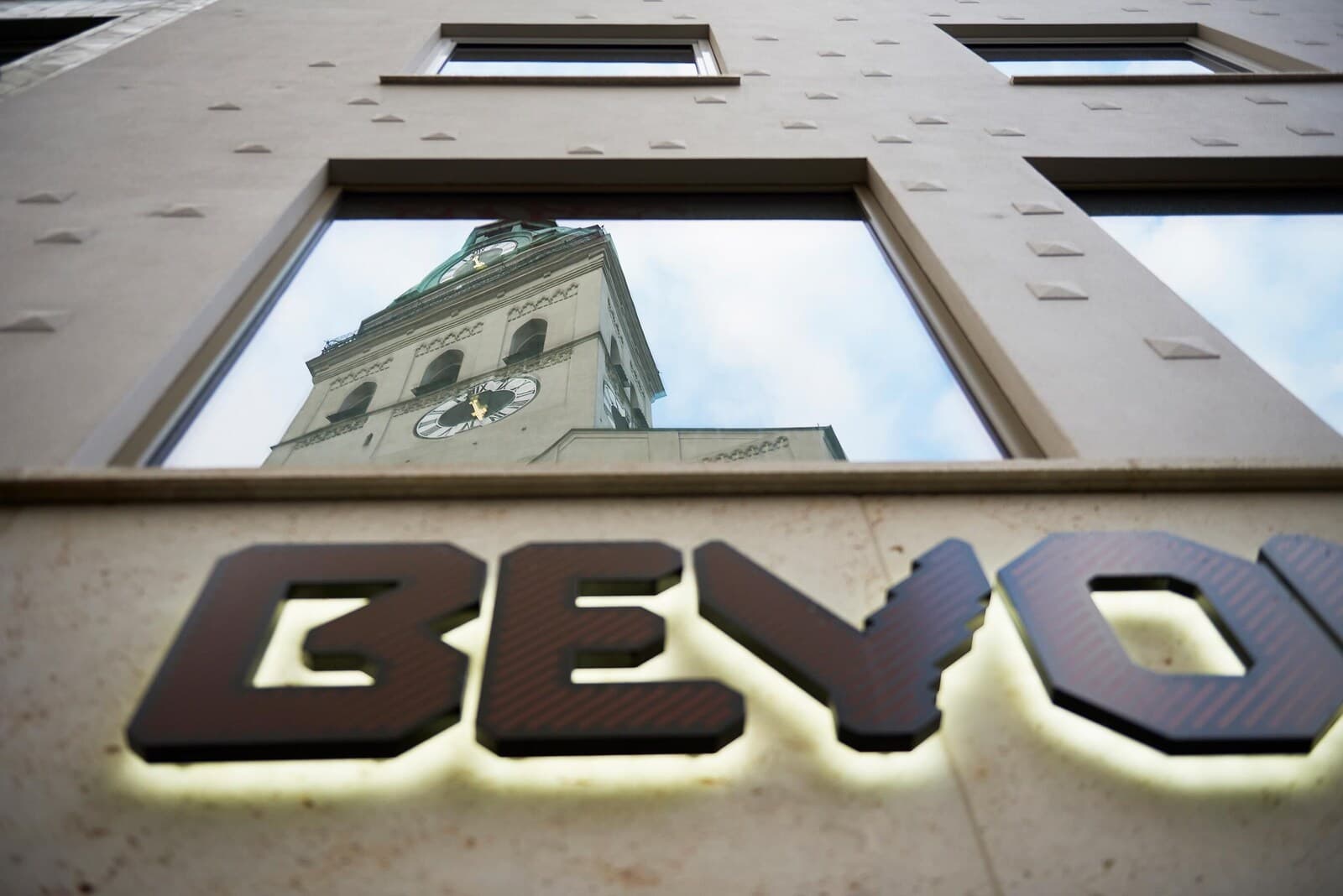 BEYOND by Geisel – kuva 4