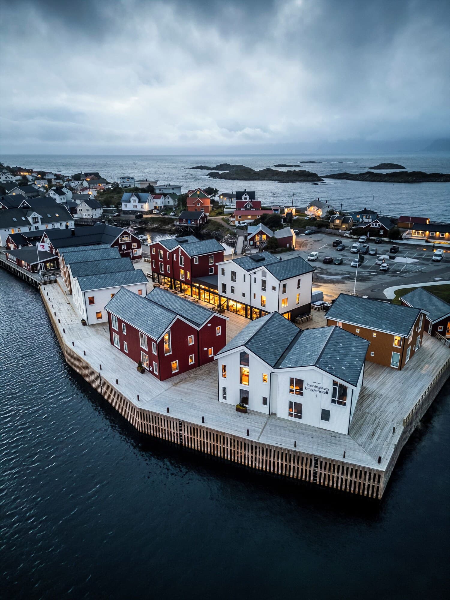 Henningsvær Bryggehotell – pääkuva