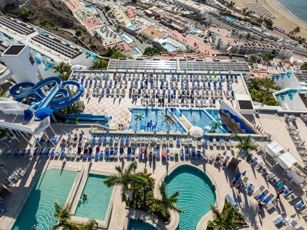Servatur Puerto Azul main view